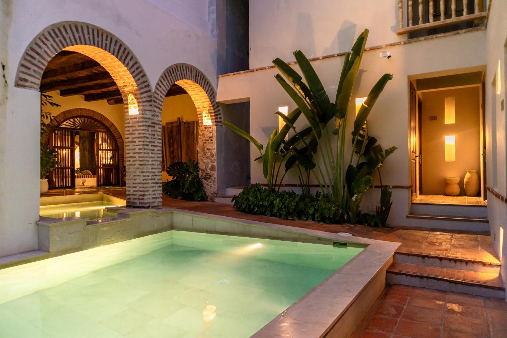 Hotel Bantu By Faranda Boutique, A Member Of Radisson Individuals Картахена Экстерьер фото